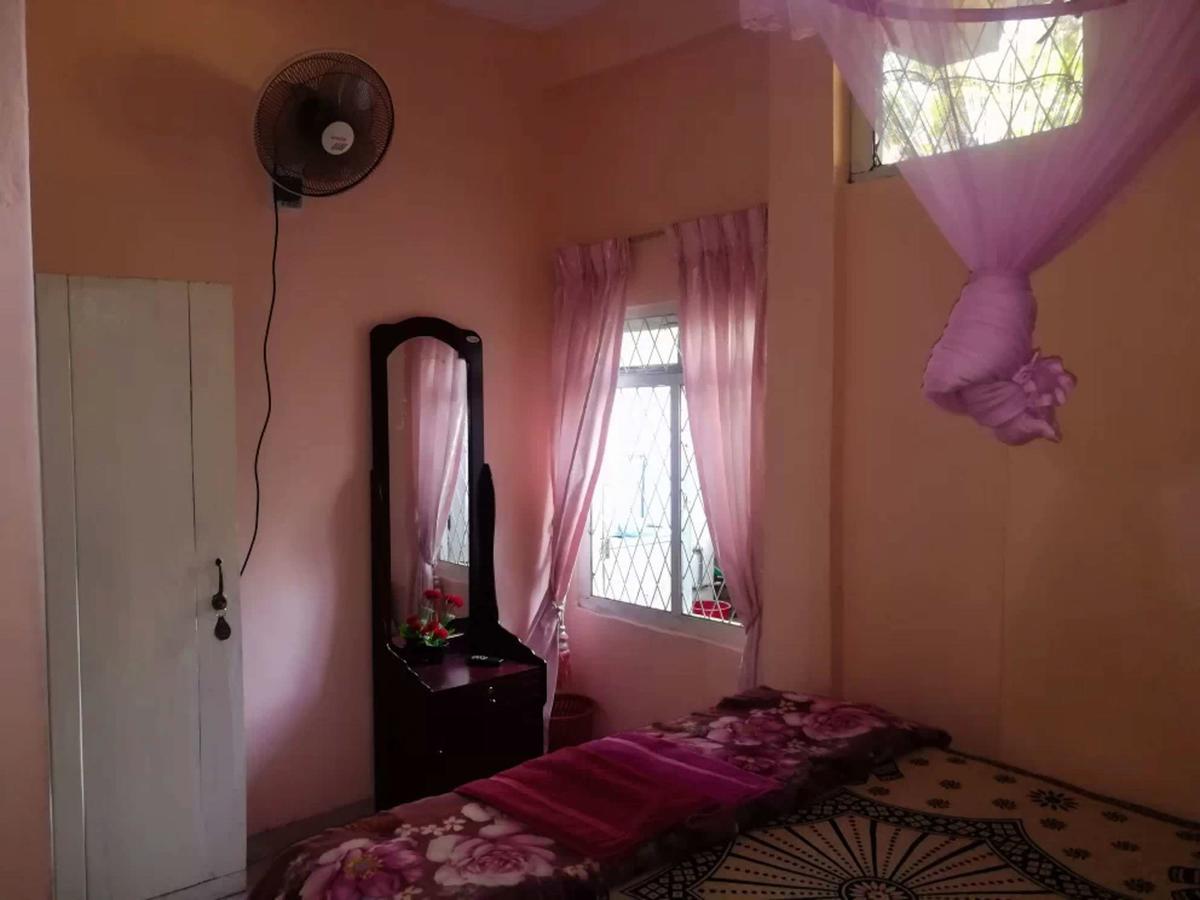 Silent Night Homestay Ела Екстериор снимка