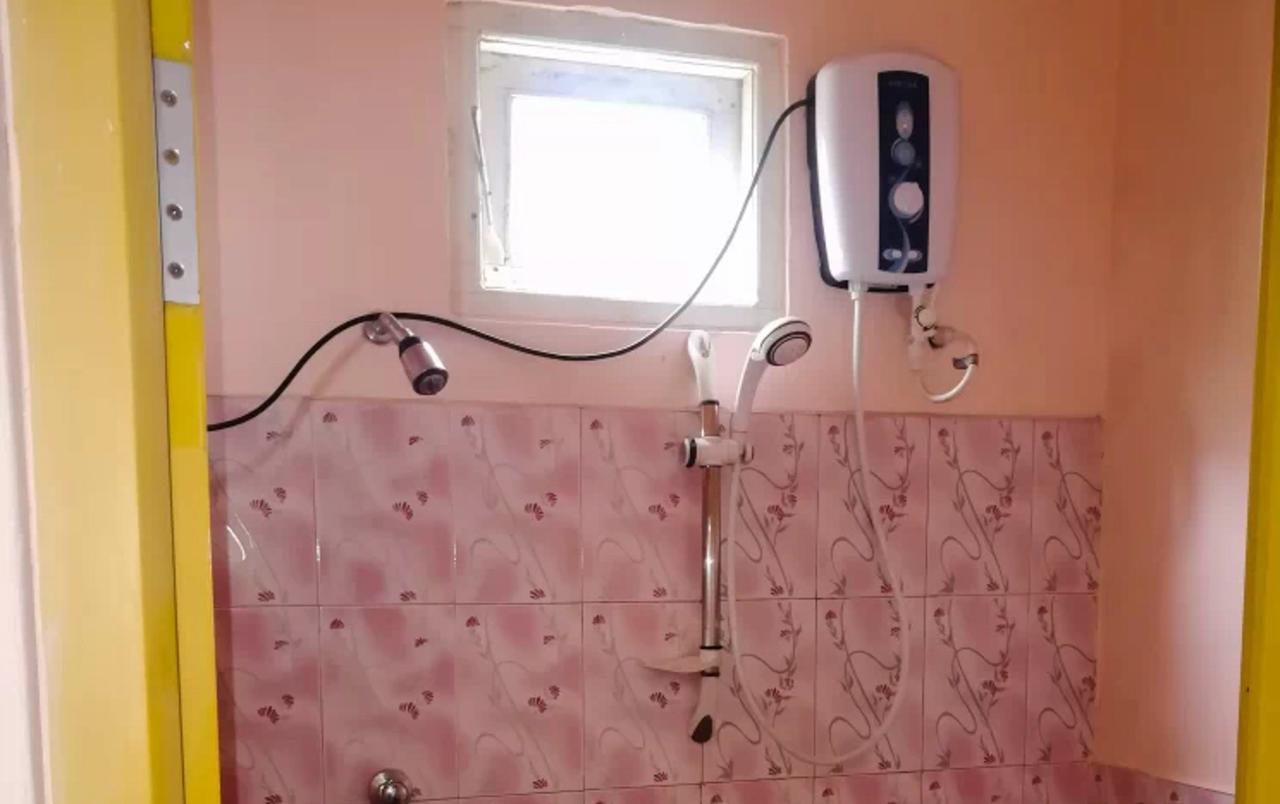 Silent Night Homestay Ела Екстериор снимка
